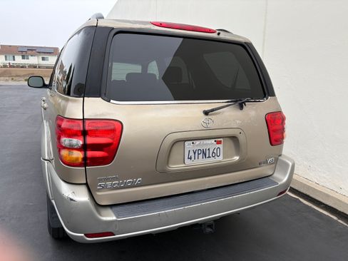 Used 2002 Toyota Sequoia SR5 image 10