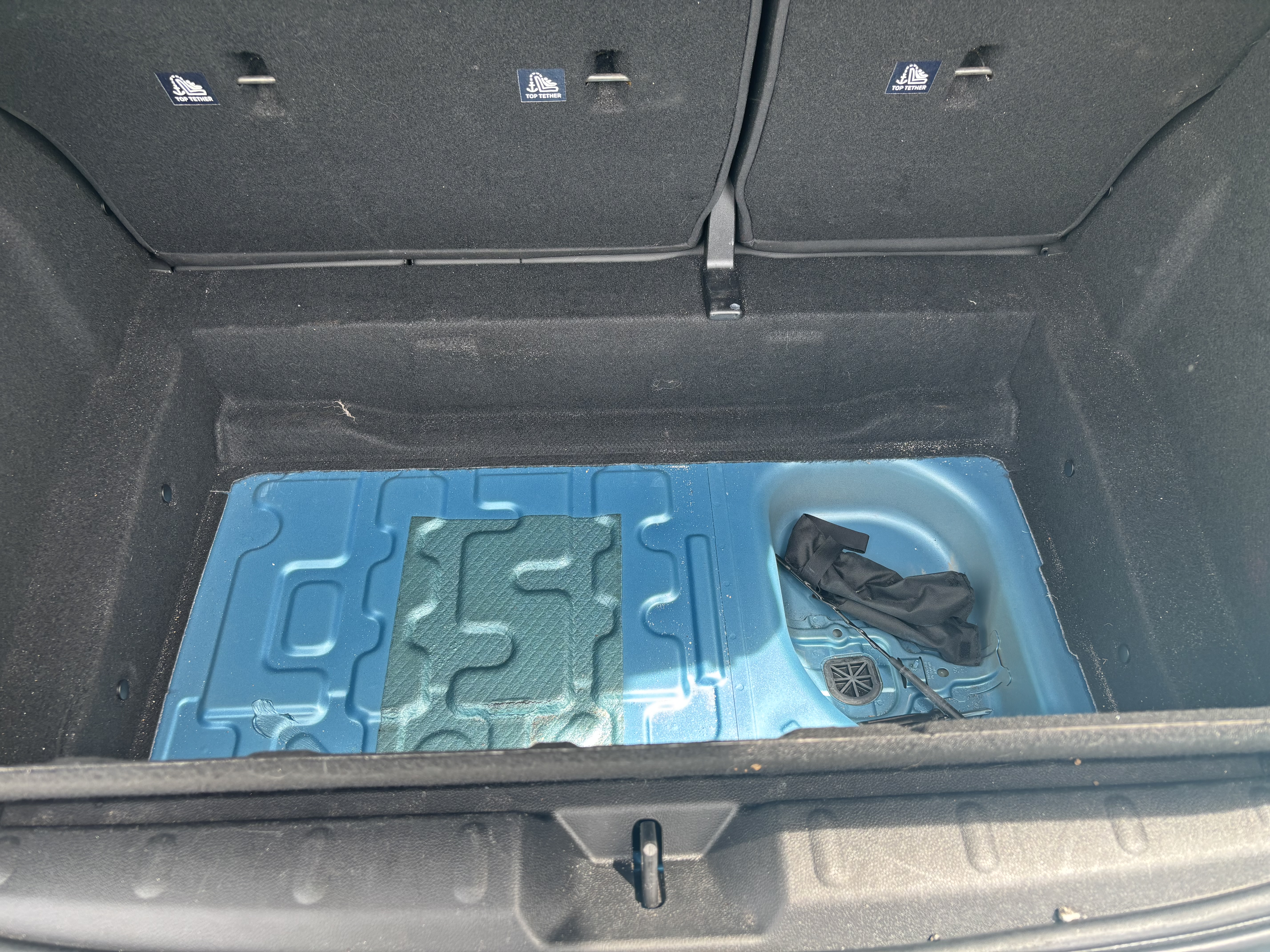 Used 2019 MINI Cooper 4-Door Hardtop FWD image 9