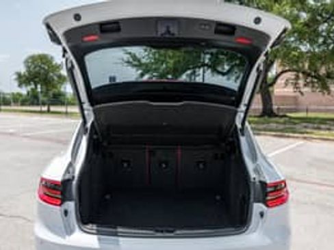 Used 2018 Porsche Macan S AWD/4WD image 15