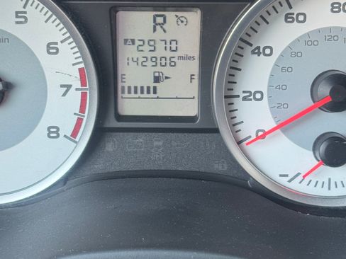 Used 2014 Subaru Impreza 2.0i Premium w/ All-Weather Package w/CVT AWD/4WD image 13
