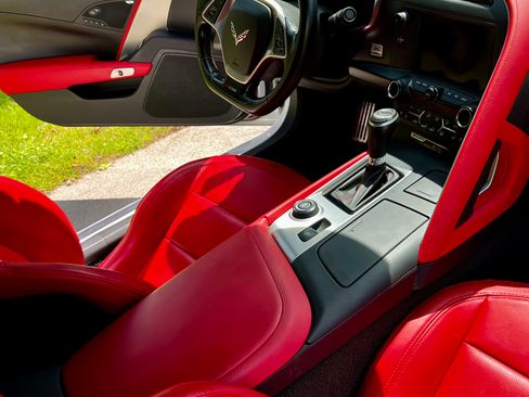 Used 2018 Chevrolet Corvette Z06 RWD image 22