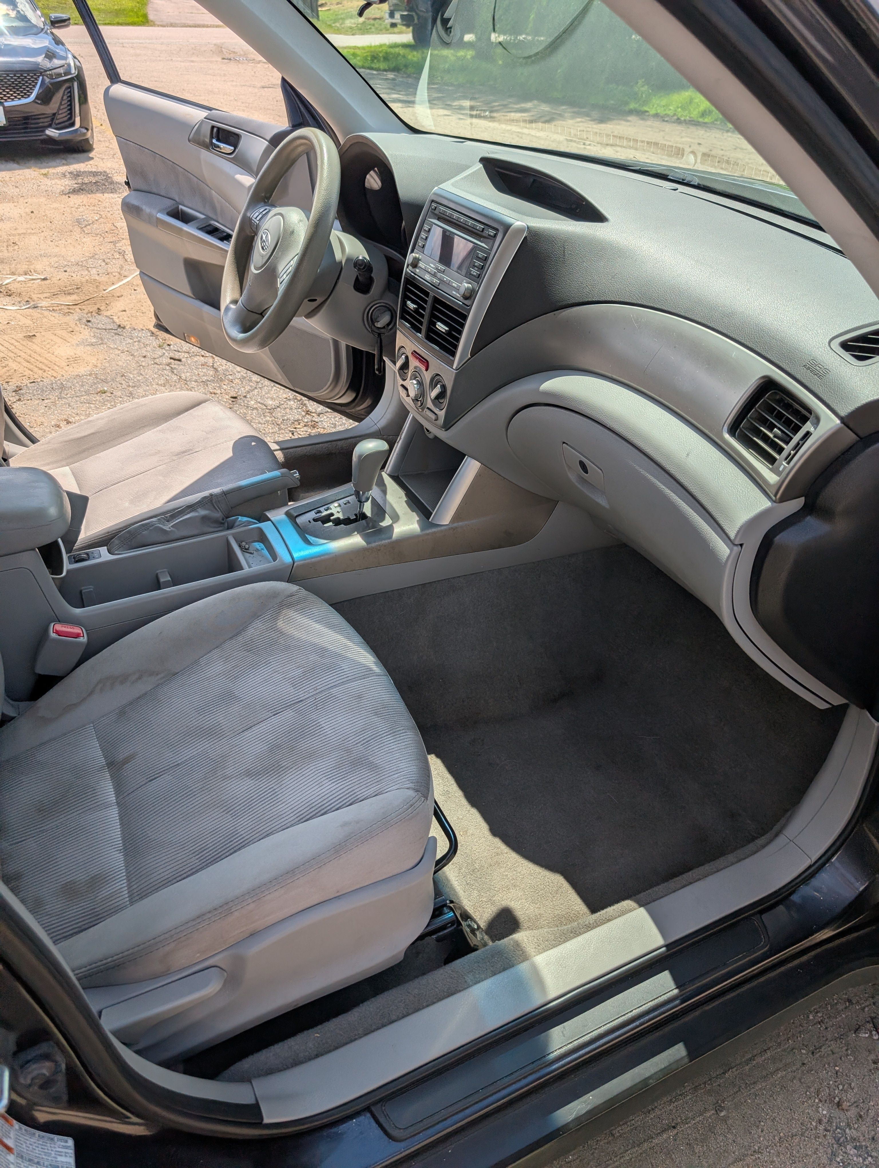 Used 2010 Subaru Forester 2.5X Premium AWD/4WD image 8