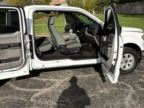 Used 2017 Ford F150 XL w/ Equipment Group 101A Mid image 5