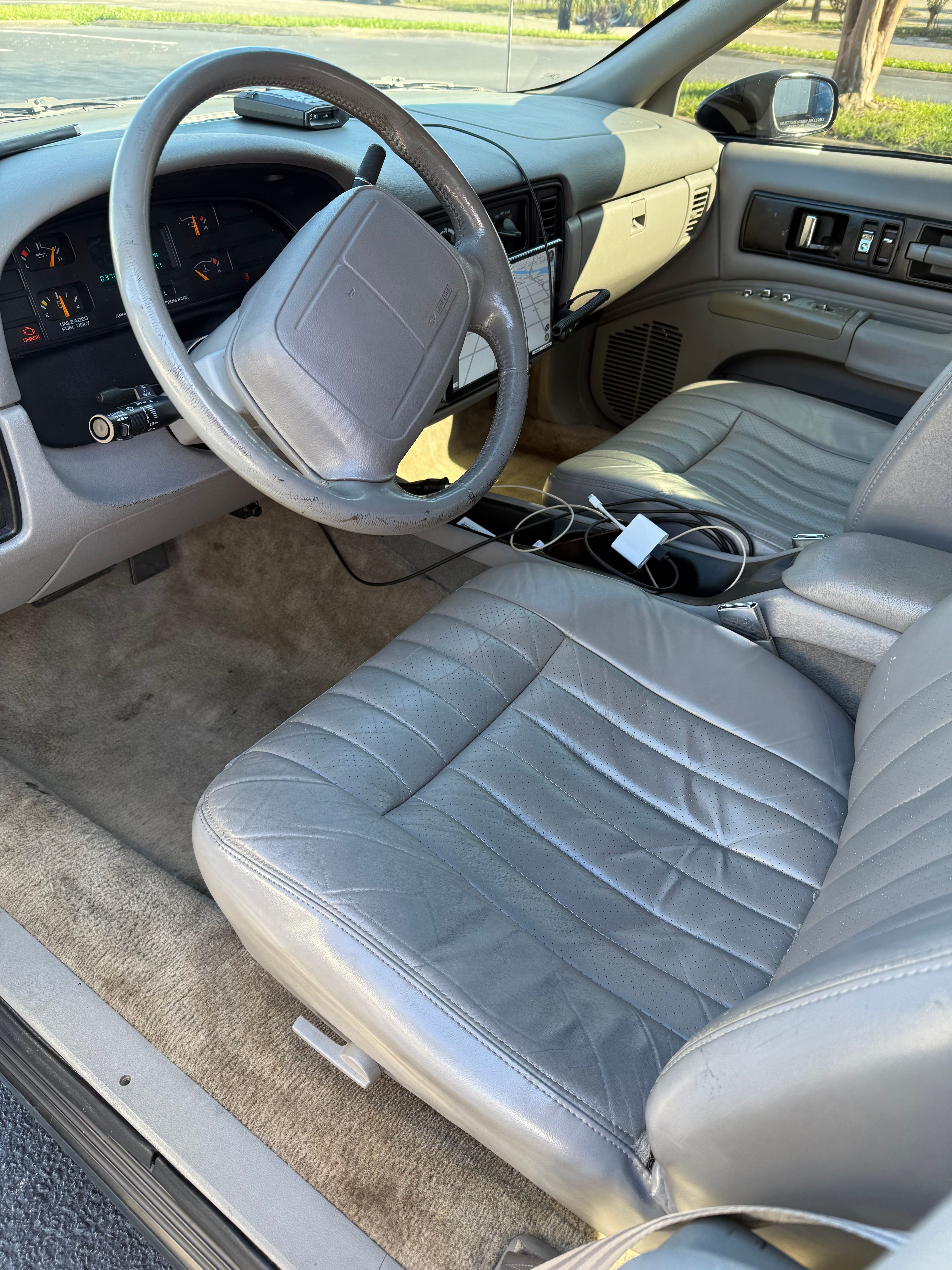 Used 1994 Chevrolet Impala SS RWD image 13