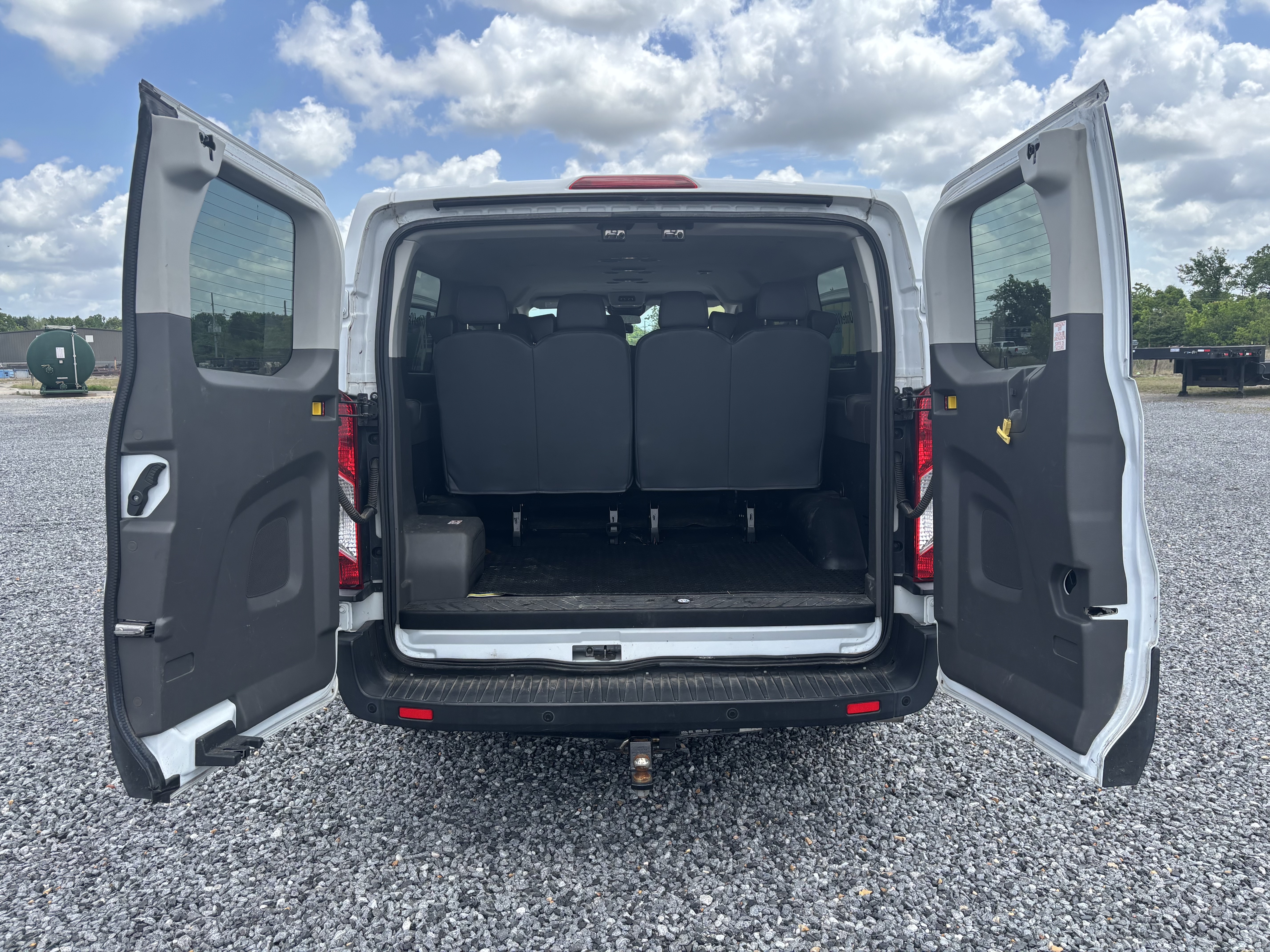 Used 2021 Ford Transit 350 XLT RWD image 8