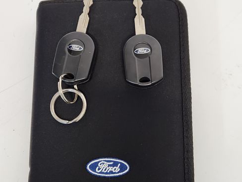Used 2011 Ford Taurus SEL w/ 201A Rapid Spec Order Code image 10
