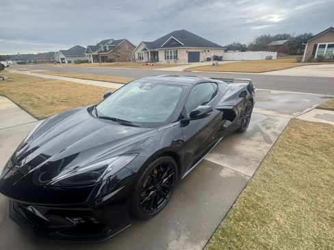 Used 2024 Chevrolet Corvette Stingray Preferred Cpe w/ Z51 Performance Package image 2