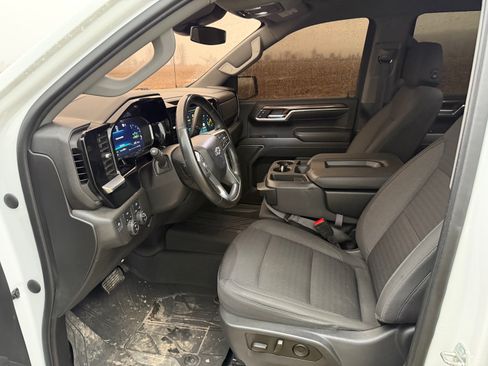 Used 2023 Chevrolet Silverado 1500 RST w/ Redline Edition image 10