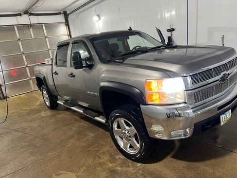 Used 2008 Chevrolet Silverado 2500 LT w/ 1LT Convenience Package image 1