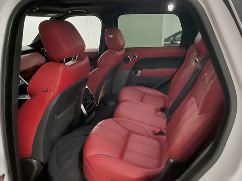 Used 2015 Land Rover Range Rover Sport Supercharged image 4