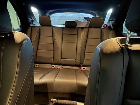 Used 2021 Mercedes-Benz GLE 350 4MATIC image 13