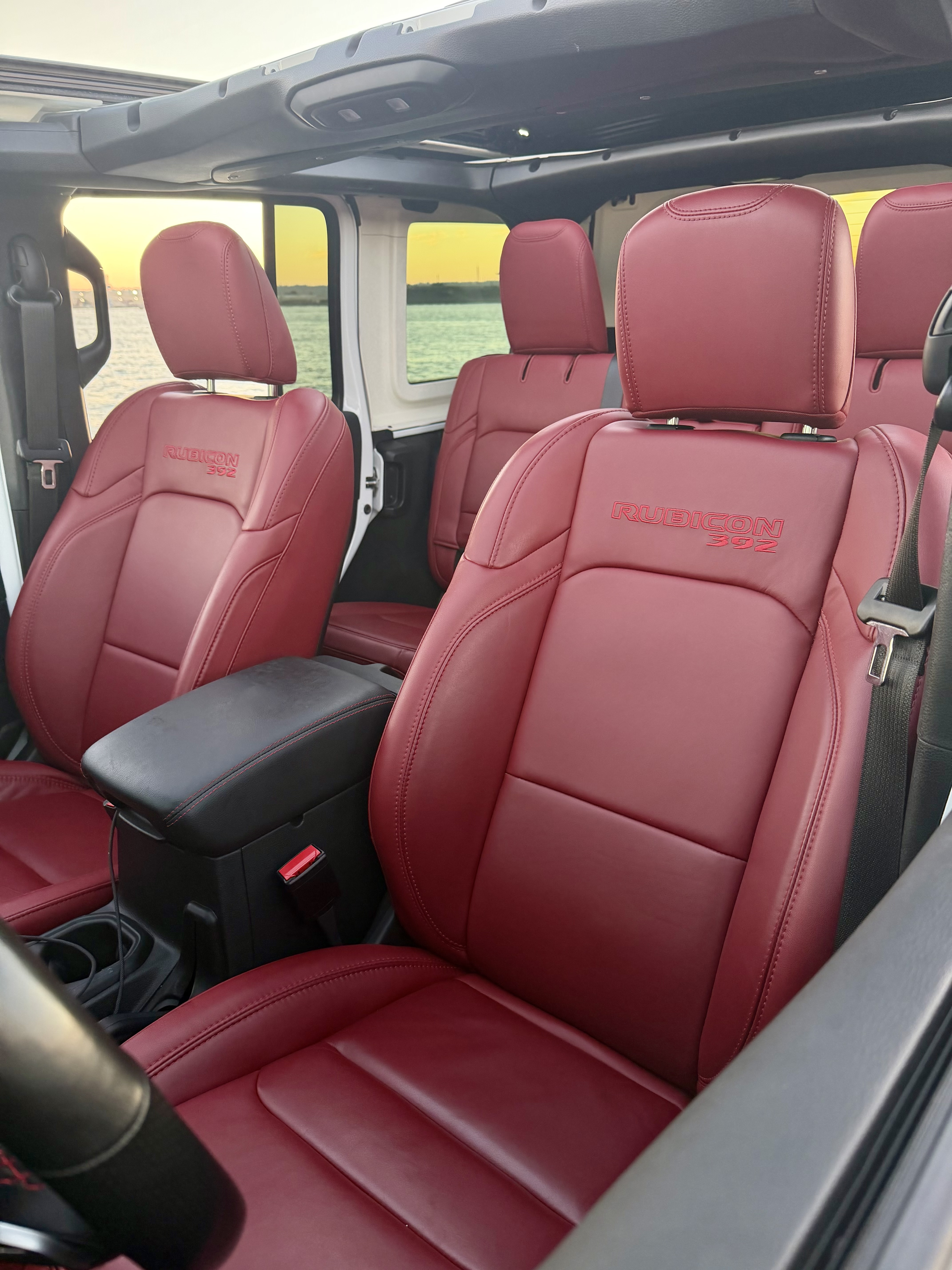 Used 2024 Jeep Wrangler Unlimited Rubicon 392 AWD/4WD image 5