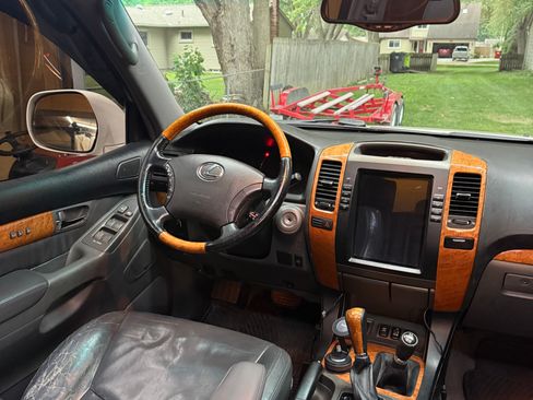 Used 2004 Lexus GX 470 AWD/4WD image 21