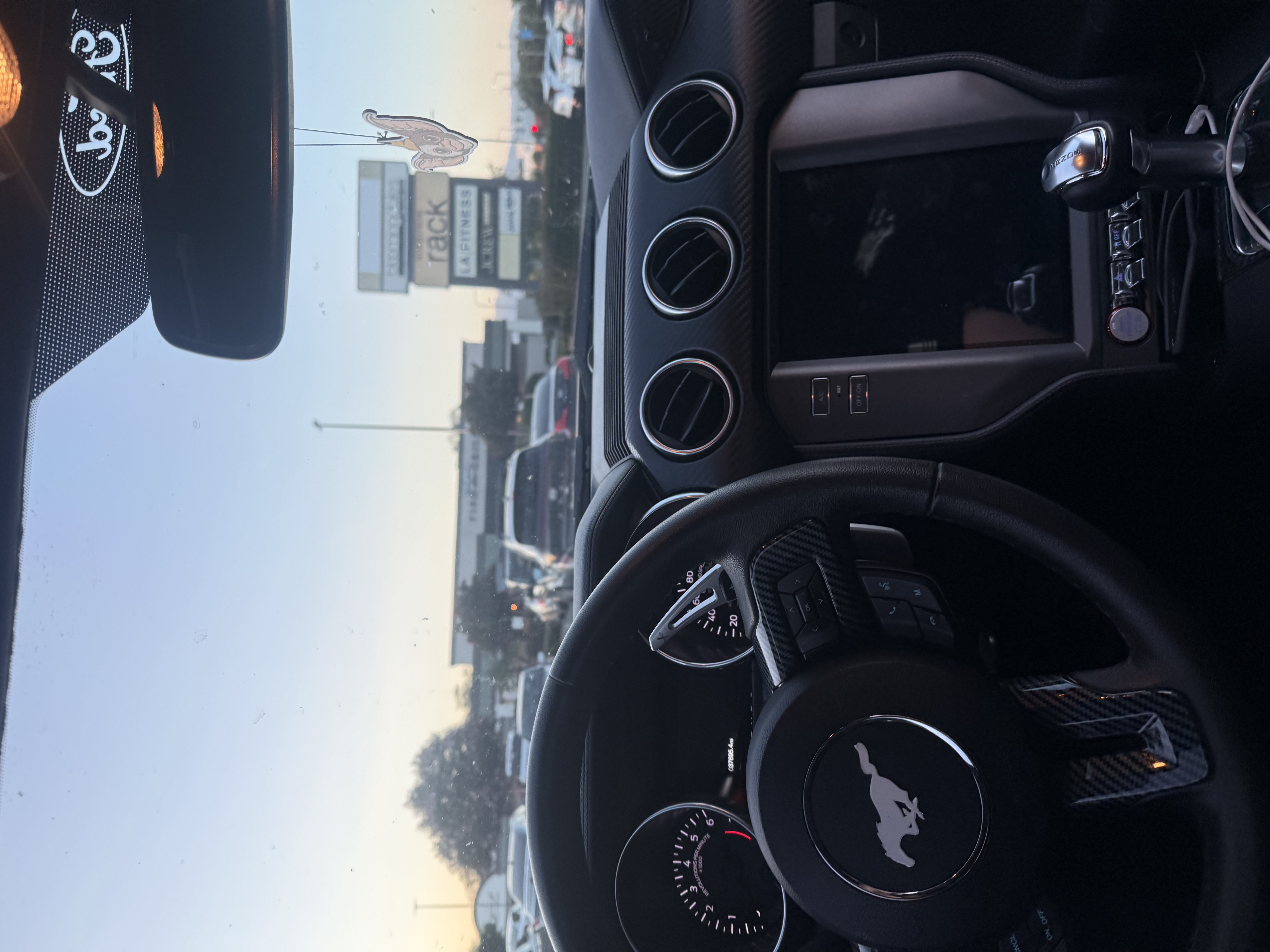 Used 2019 Ford Mustang Coupe RWD image 11