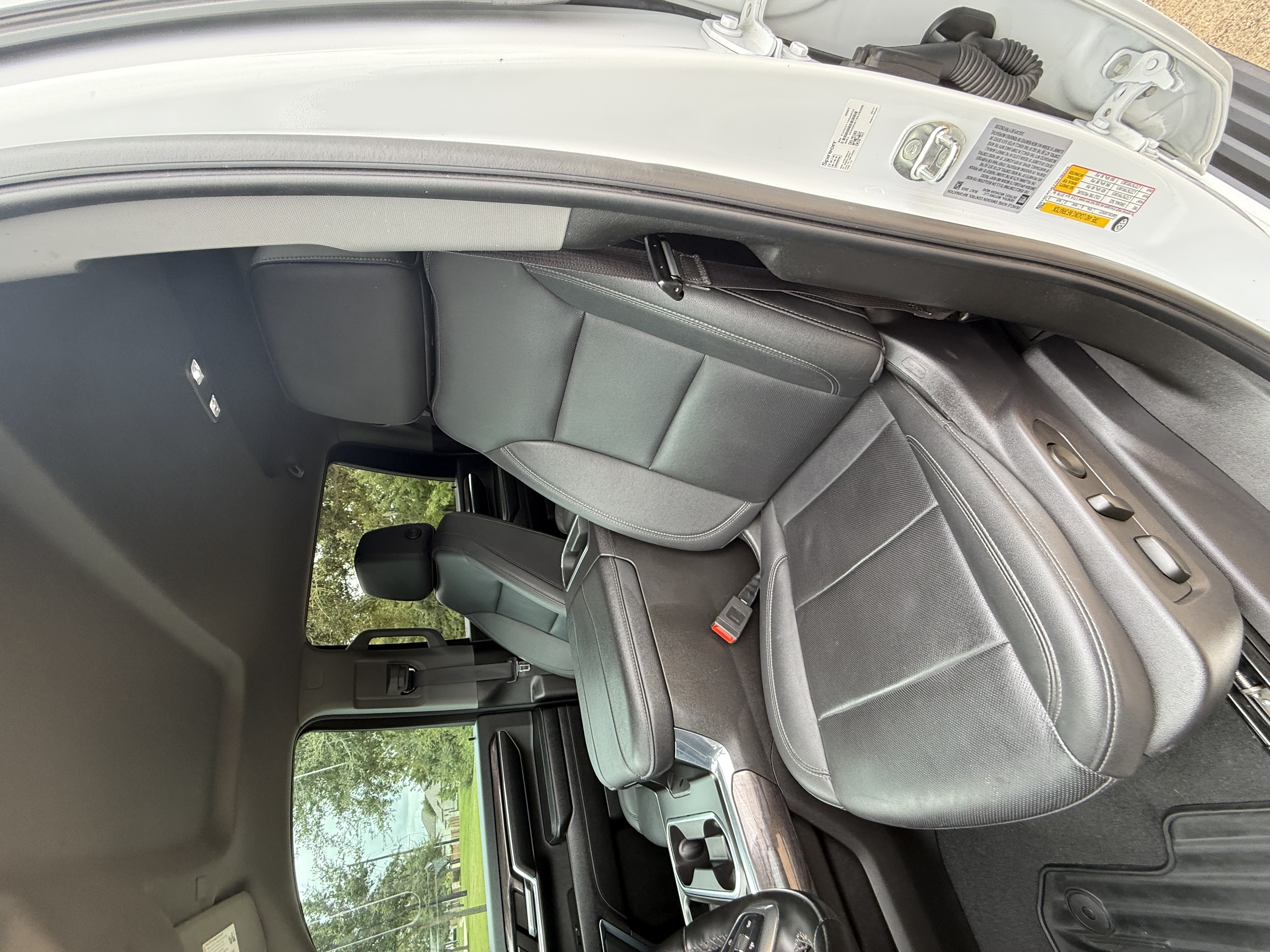 Used 2024 Chevrolet Silverado 3500 LTZ w/ LTZ Plus Package AWD/4WD image 12