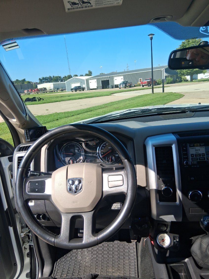 Used 2010 Dodge Ram 3500 Truck SLT w/ Big Horn Regional Package AWD/4WD image 9