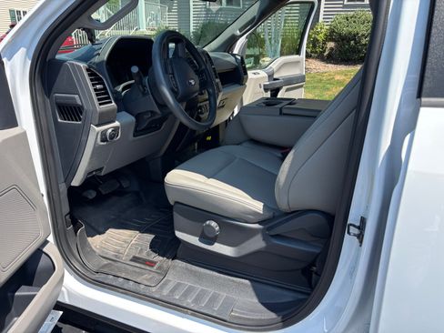 Used 2022 Ford F250 XL w/ Power Equipment Group AWD/4WD image 12
