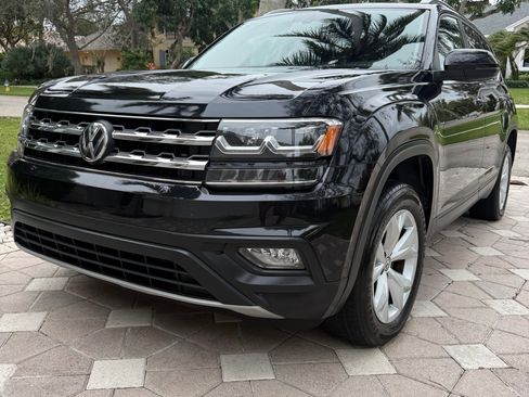 Used 2019 Volkswagen Atlas SE image 1
