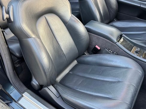 Used 2002 Mercedes-Benz CLK 55 AMG Cabriolet image 18