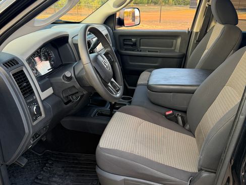 Used 2012 RAM 2500 ST w/ Chrome Appearance Group AWD/4WD image 14
