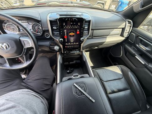 Used 2019 RAM 1500 Laramie image 16