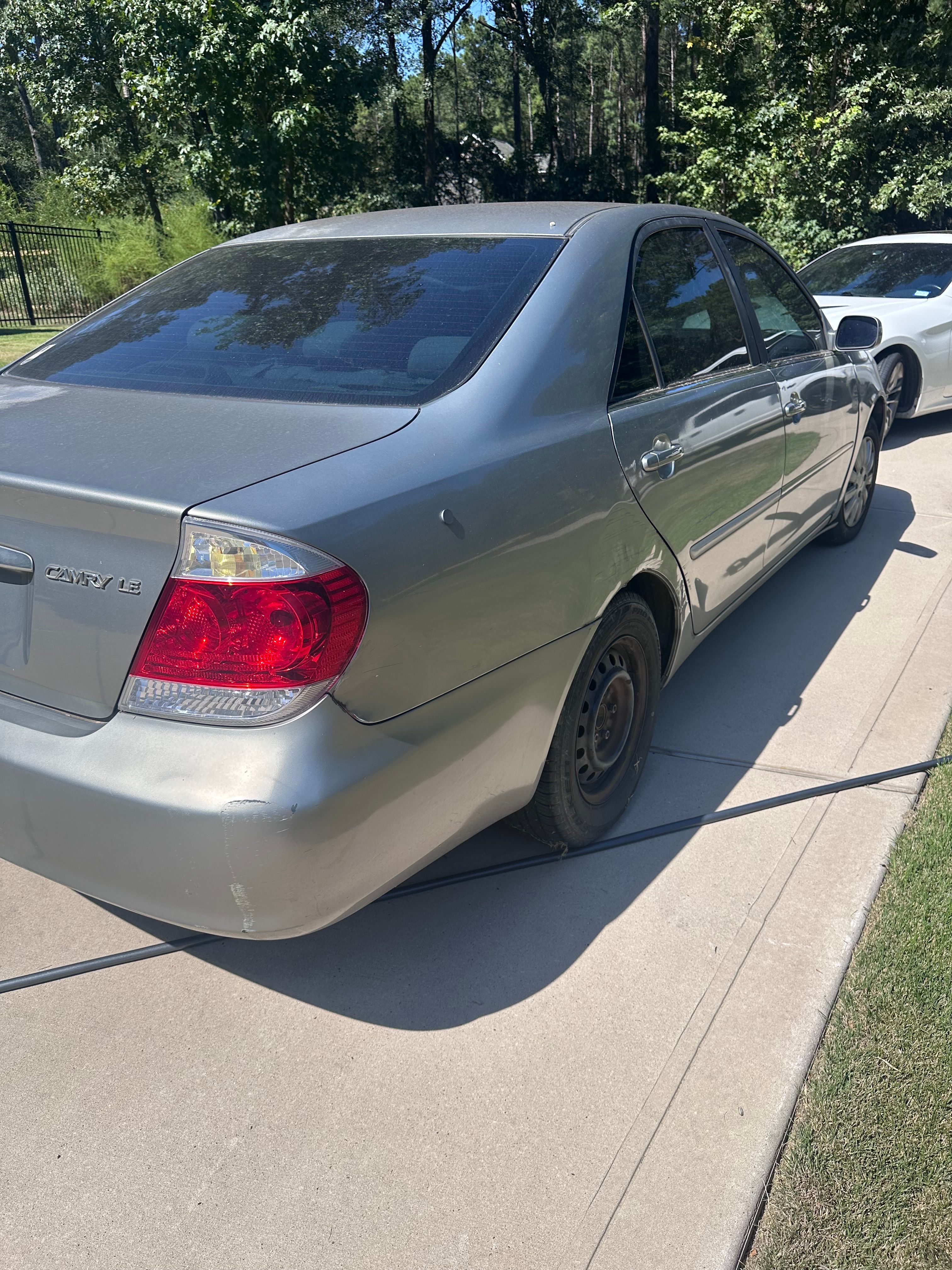 Used 2005 Toyota Camry LE FWD image 7