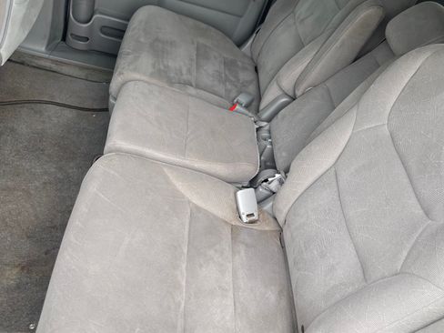Used 2010 Honda Odyssey EX image 10