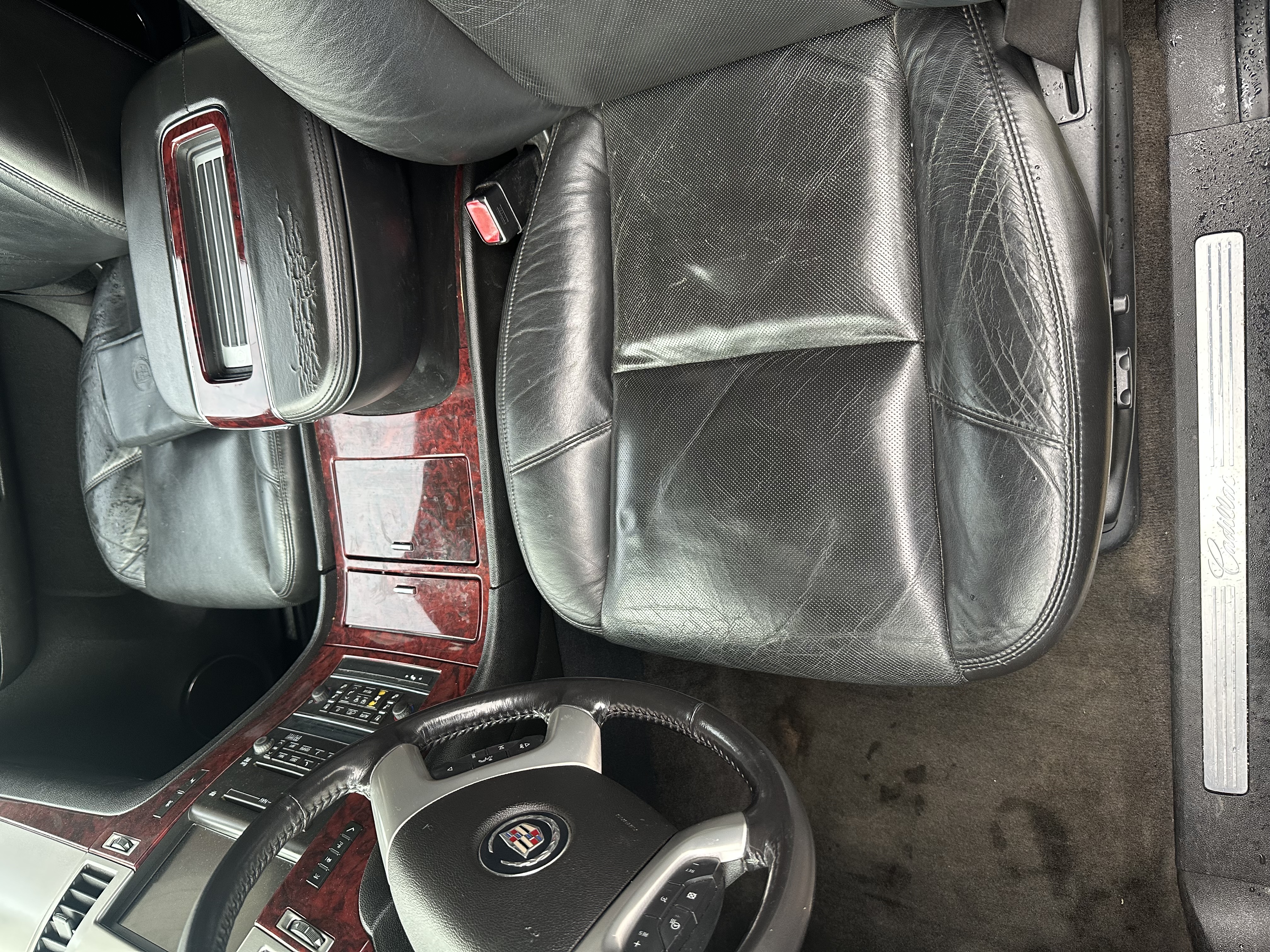 Used 2009 Cadillac Escalade AWD image 6