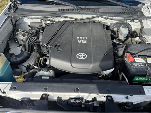 Used 2006 Toyota Tacoma PreRunner image 13