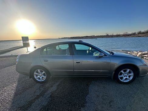 Used 2006 Nissan Altima 2.5 S w/ (F01) SL Pkg image 12