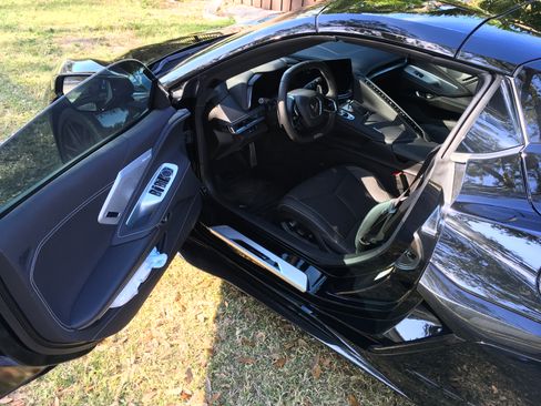 Used 2024 Chevrolet Corvette Z06 image 2