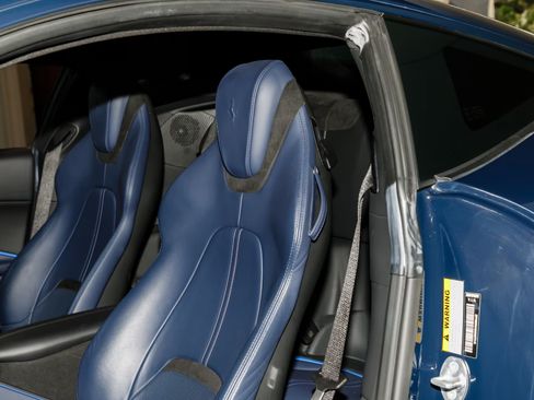 Used 2021 Ferrari Roma image 21