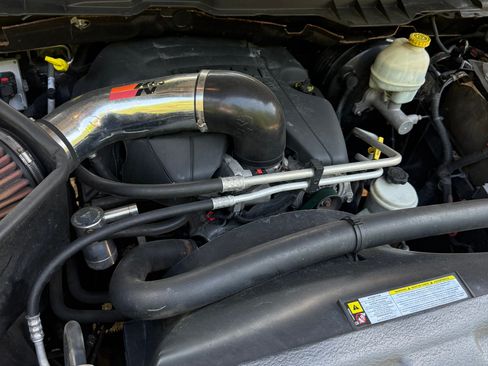 Used 2011 RAM 1500 R/T w/ Remote Start & Security Group RWD image 11
