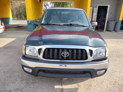 Used 2002 Toyota Tacoma 2WD Xtracab image 1