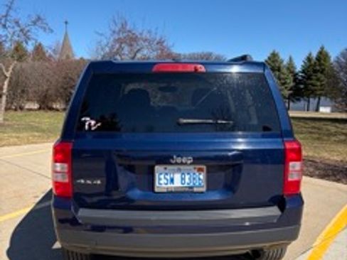 Used 2016 Jeep Patriot Sport w/ Power Value Group image 8