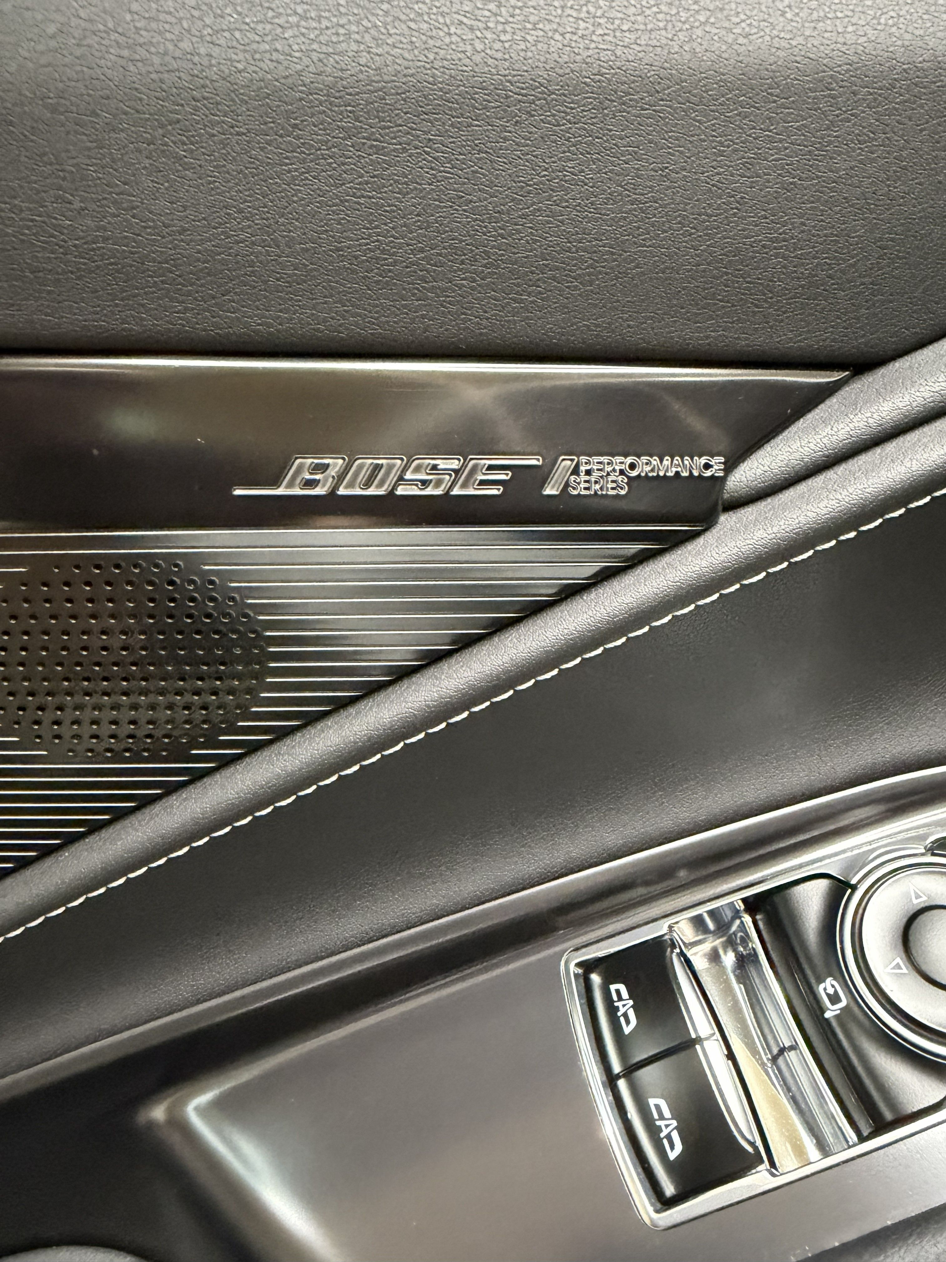 Used 2024 Chevrolet Corvette Stingray Preferred Cpe w/ Z51 Performance Package RWD image 27