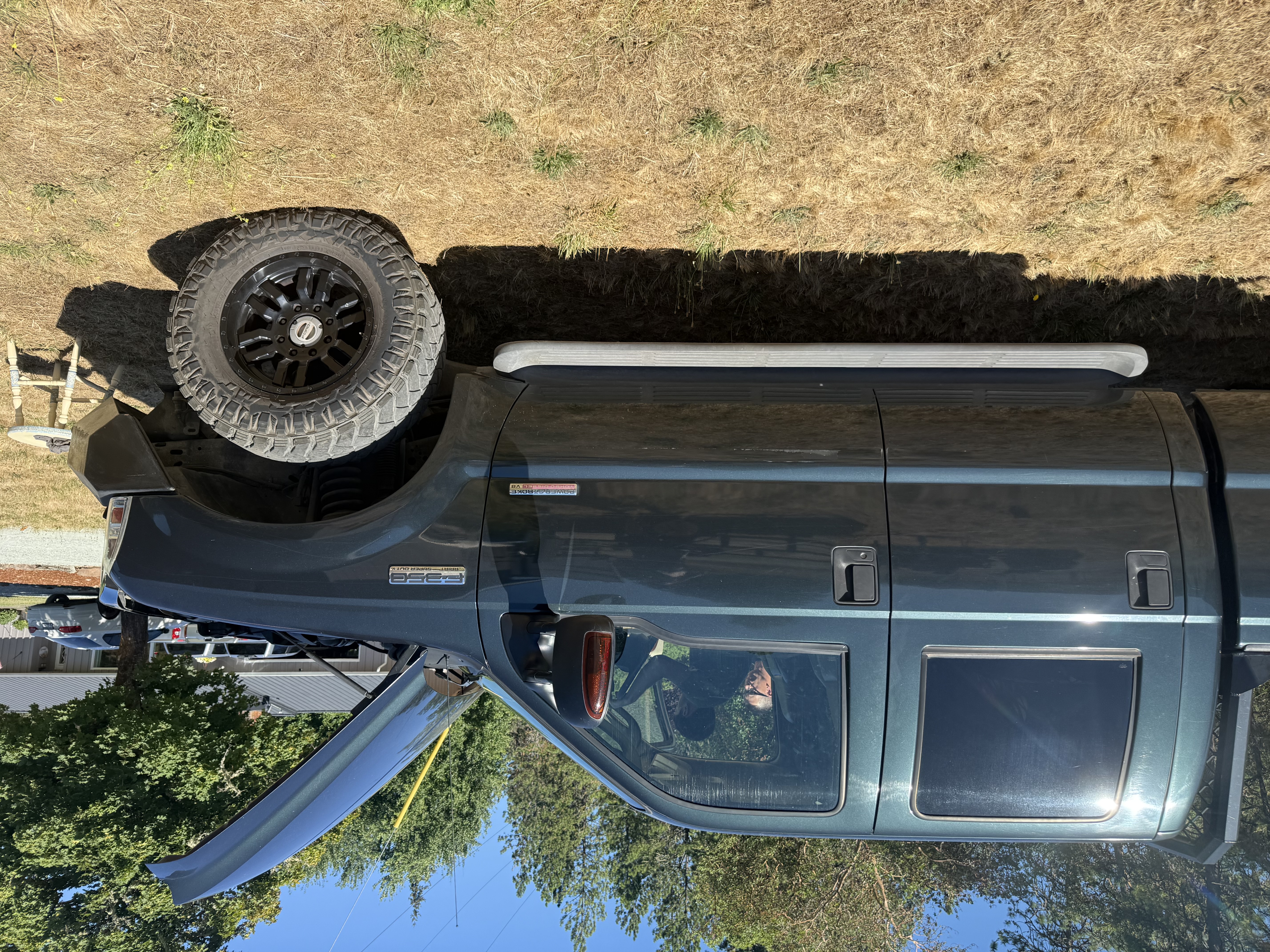 Used 2005 Ford F350 Lariat AWD/4WD image 6