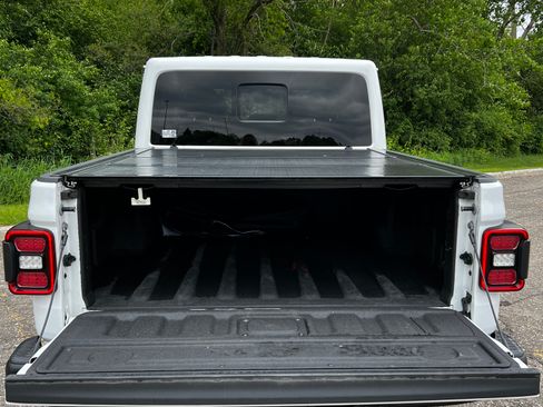 Used 2021 Jeep Gladiator Rubicon image 14
