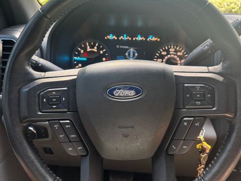 Used 2019 Ford F150 XLT w/ Equipment Group 302A Luxury image 10