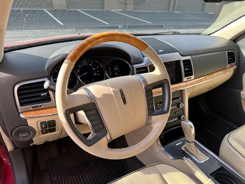 Used 2010 Lincoln MKZ AWD image 8