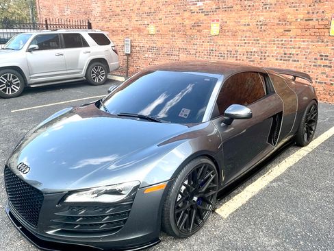 Used 2009 Audi R8 V8 image 2