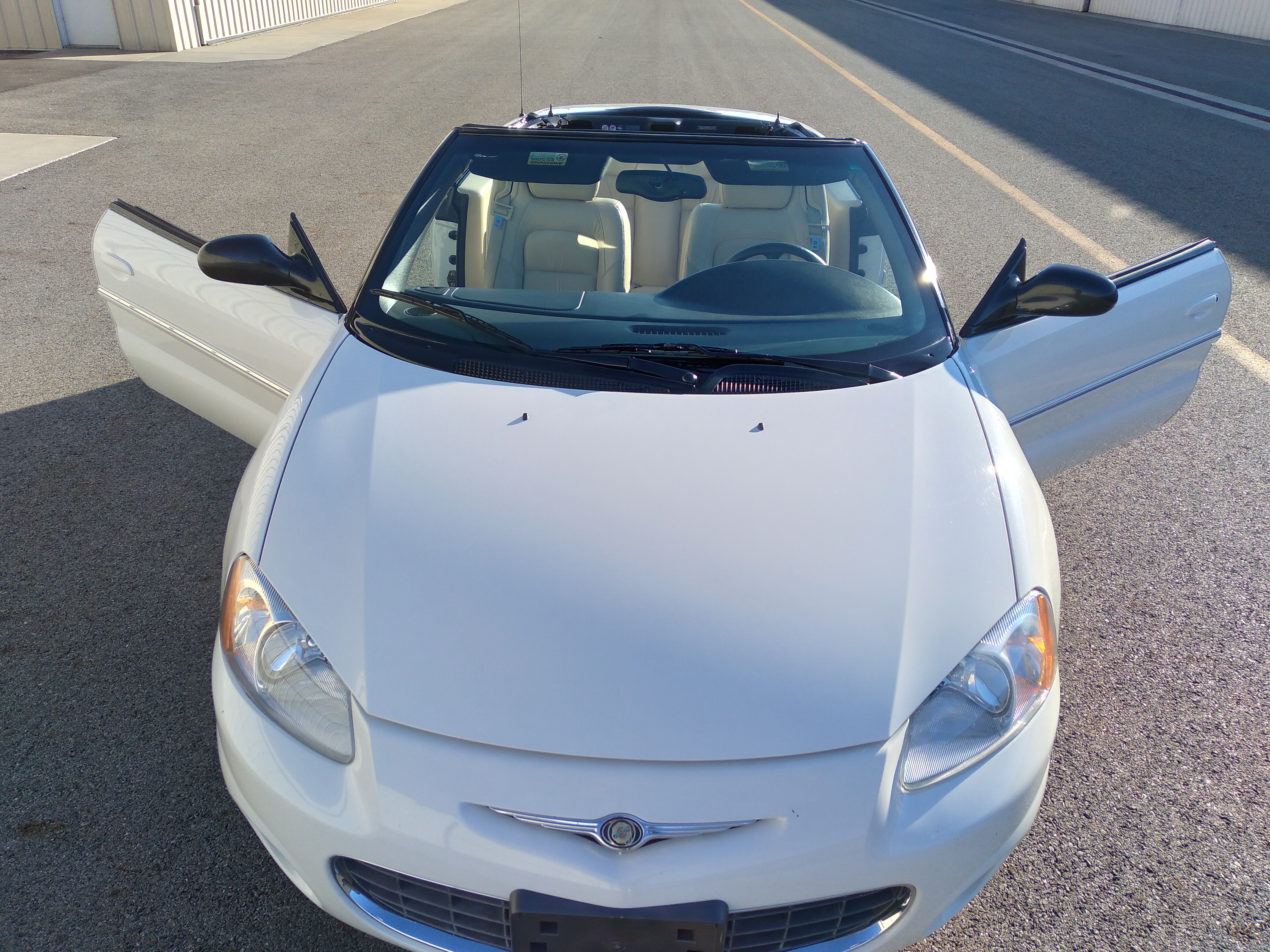 Used 2002 Chrysler Sebring Limited FWD image 19