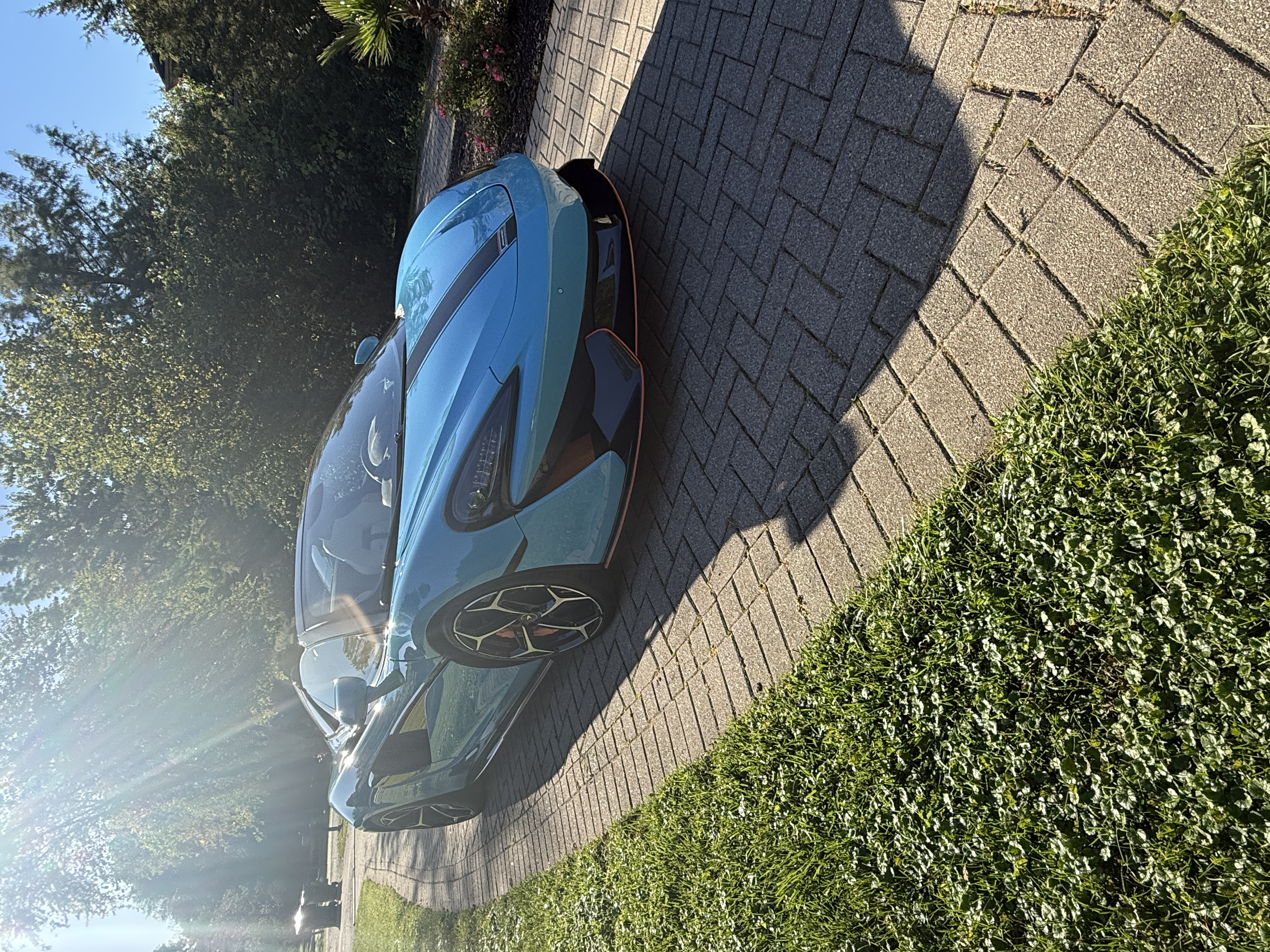 Used 2018 McLaren 570S Spider RWD image 10