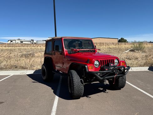 Used 1999 Jeep Wrangler Sport image 2