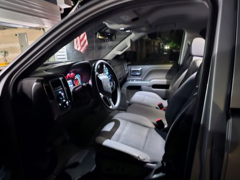 Used 2017 Chevrolet Silverado 1500 LT w/ All Star Edition image 15