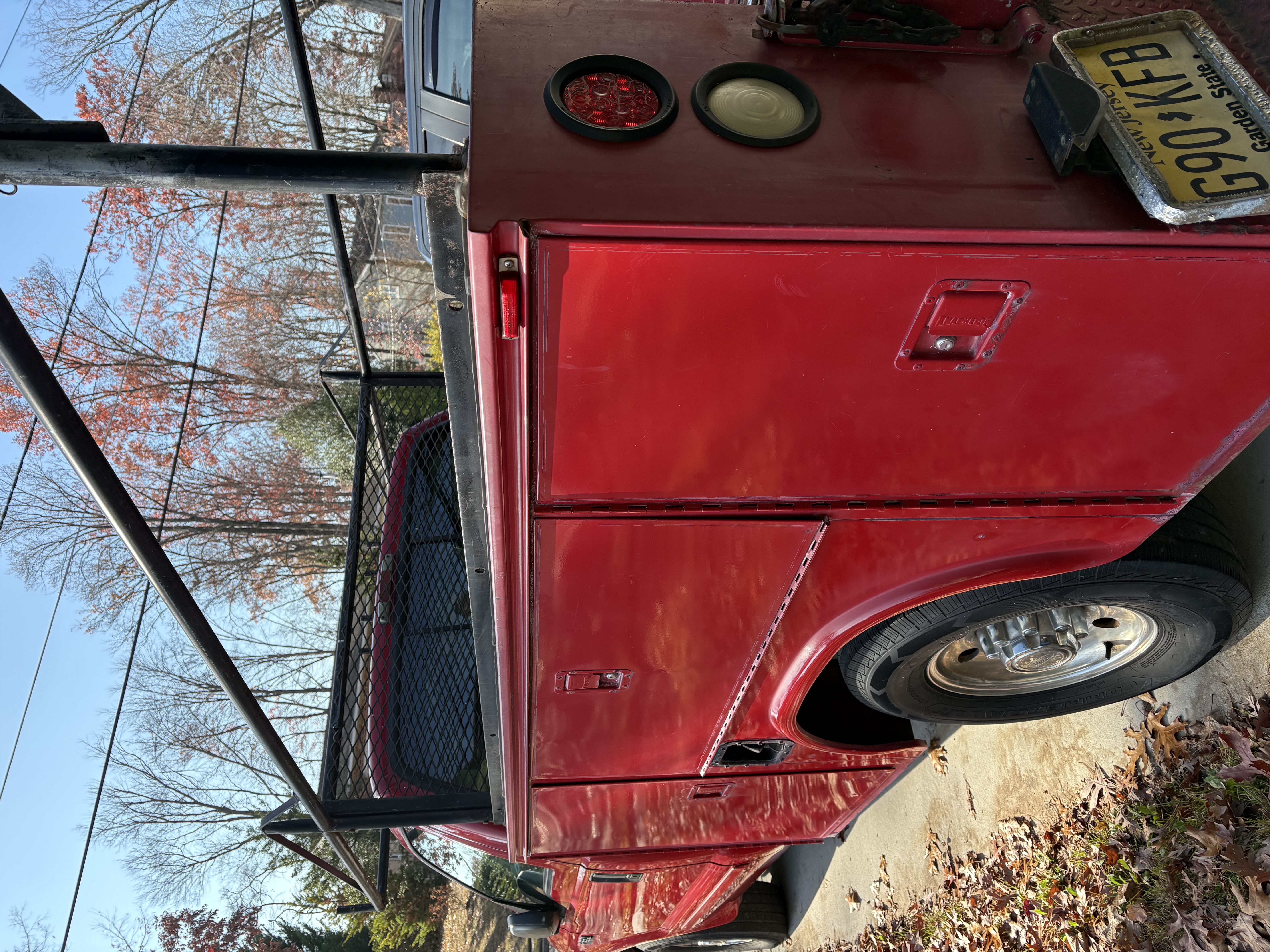 Used 2001 Ford F350 2WD Regular Cab Super Duty image 9