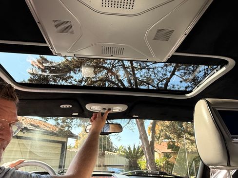 Used 2006 Lincoln Mark LT 4x4 image 23