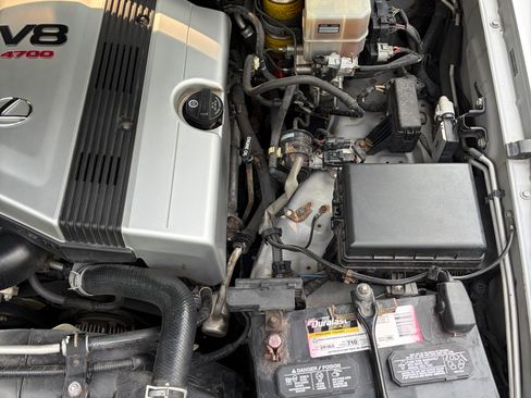Used 2006 Lexus LX 470 4WD w/ Preferred Accessory Pkg image 12