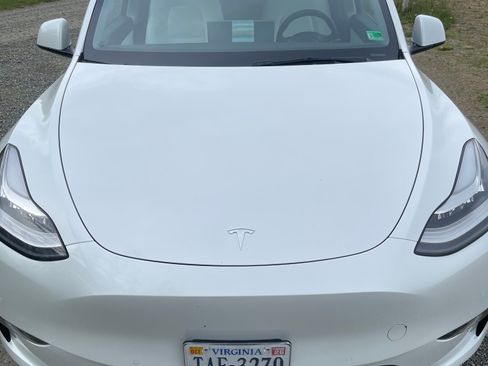 Used 2021 Tesla Model Y Long Range image 4