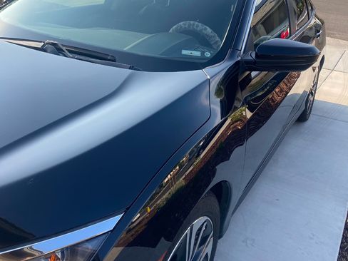 Used 2018 Honda Civic EX-T image 4